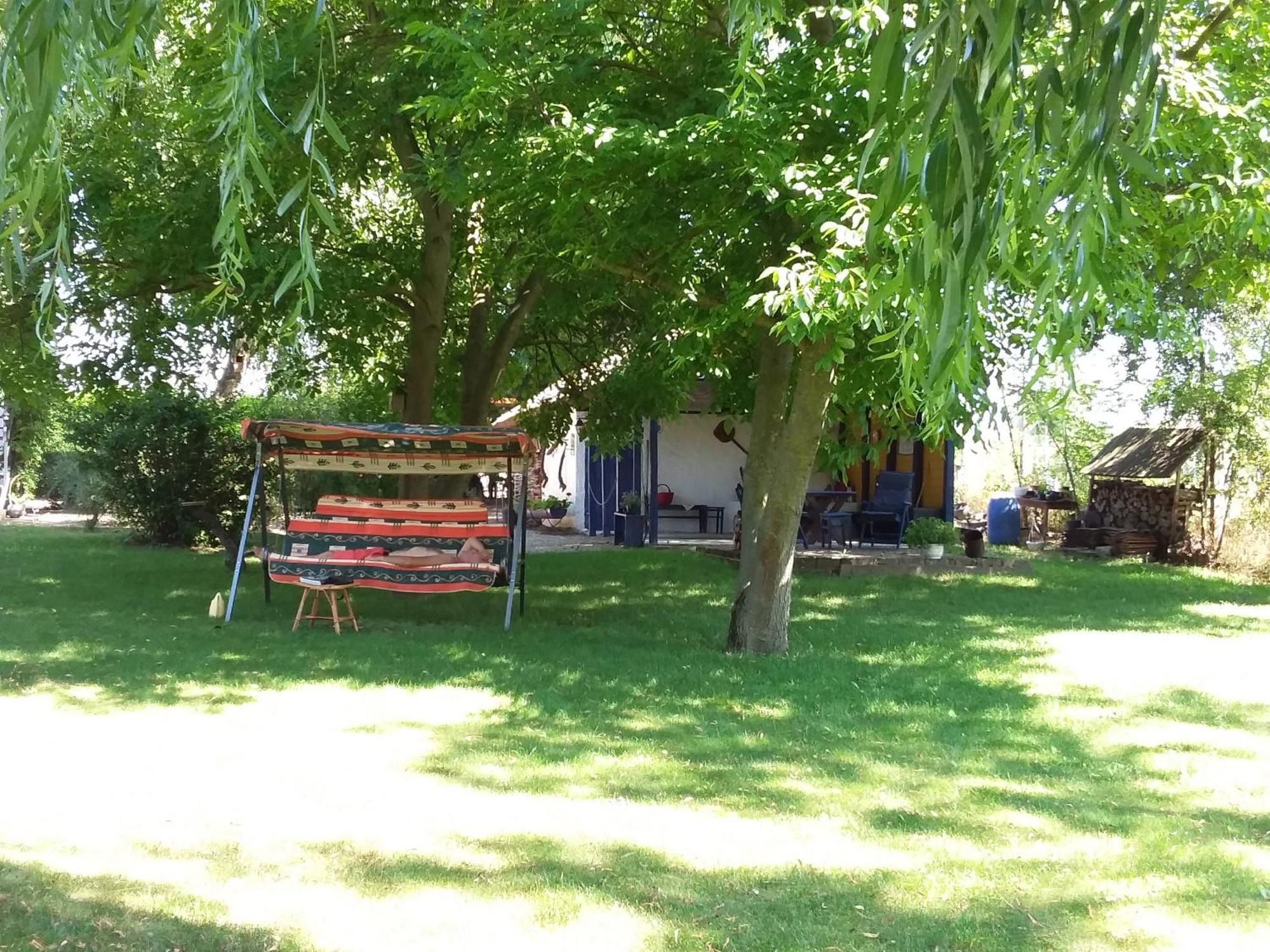 Herberg Tisza Tiszabábolna エクステリア 写真
